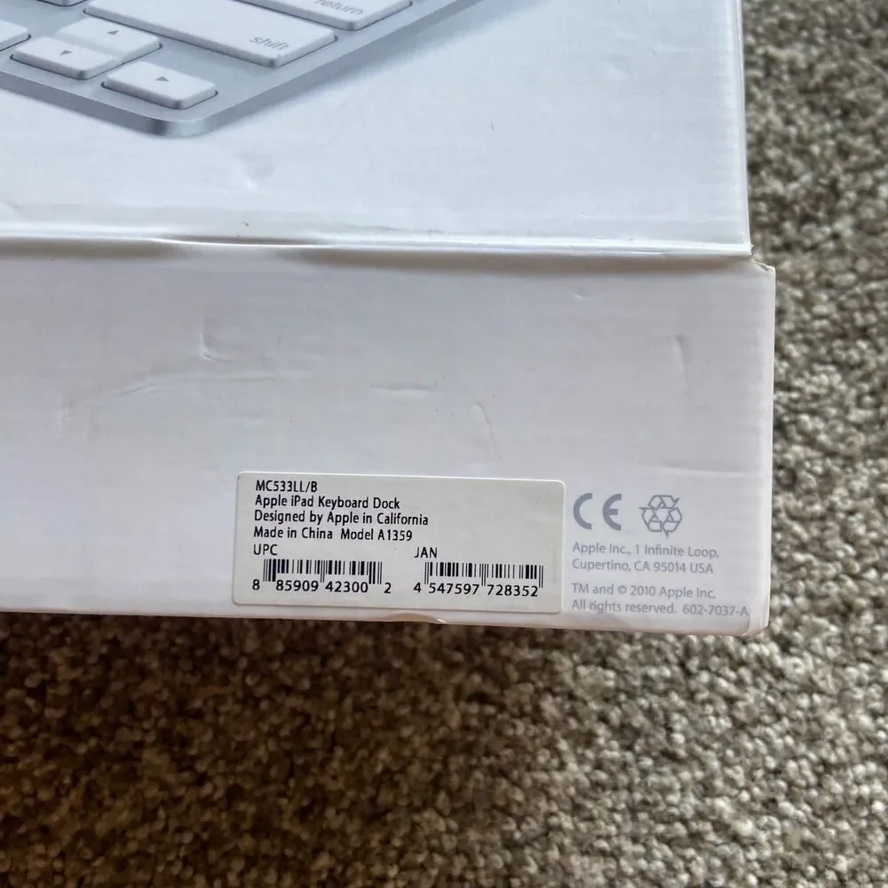 APPLE IPAD KEYBOARD DOCK MC533LL/B